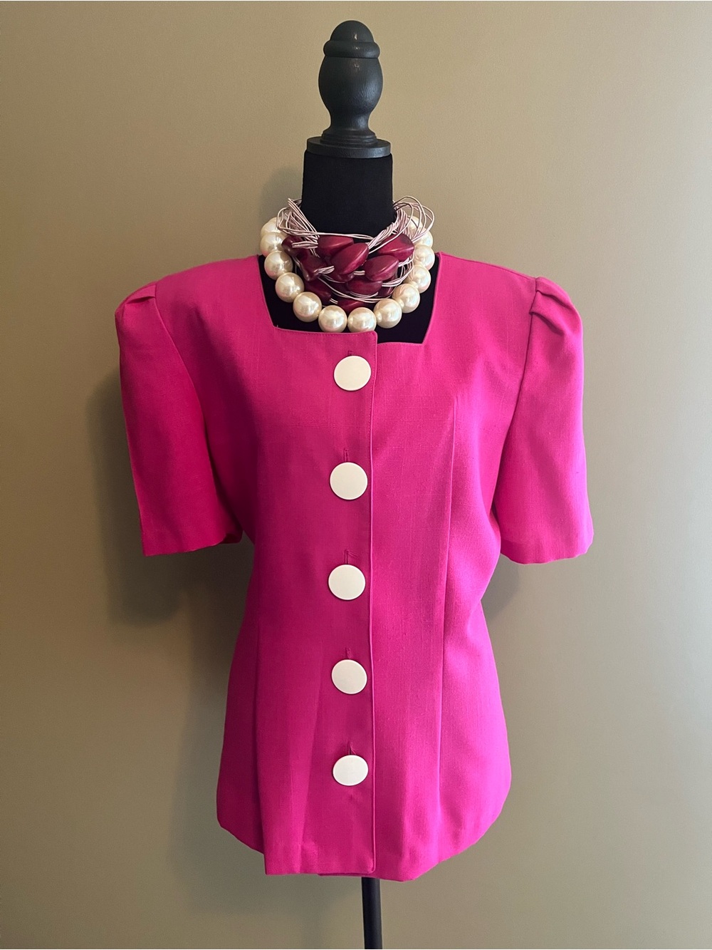 1980’s Periwinkle by Barlow Bright Pink Short-Sleeve Blazer with White Buttons